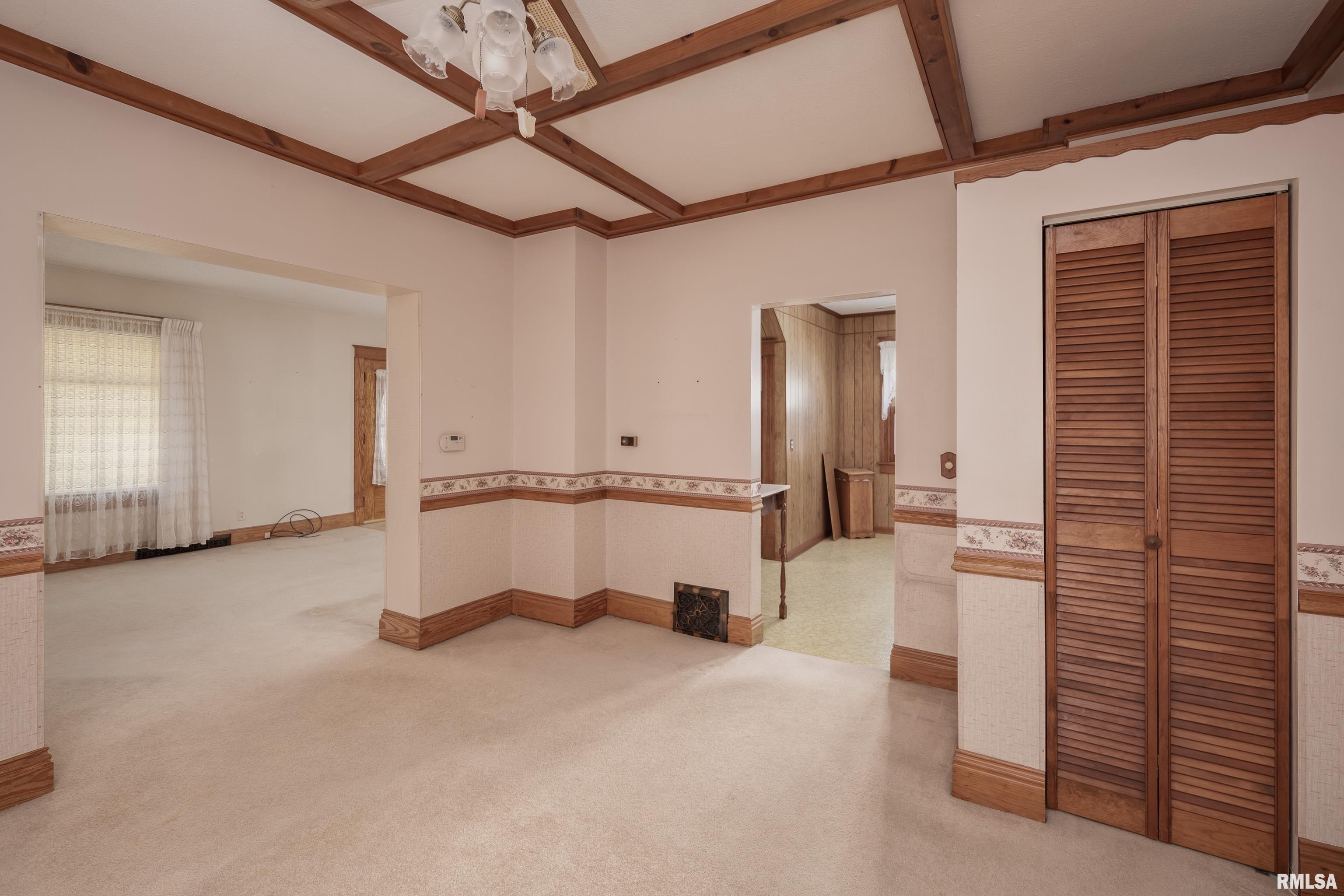 2207 Ripley Street Davenport, IA 52803 - Photo 13 of 30 Gallery Image 13