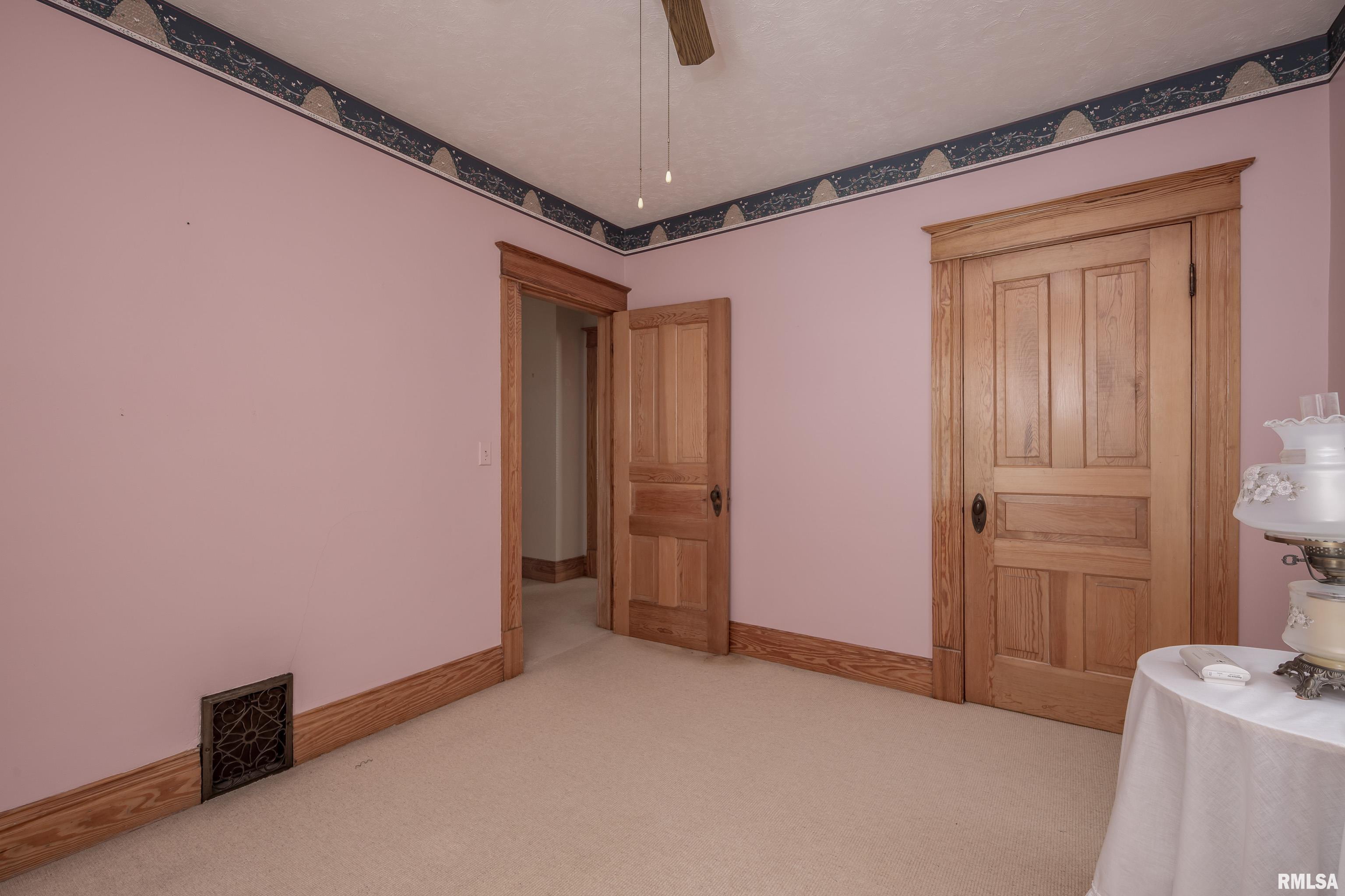 2207 Ripley Street Davenport, IA 52803 - Photo 20 of 30 Gallery Image 20