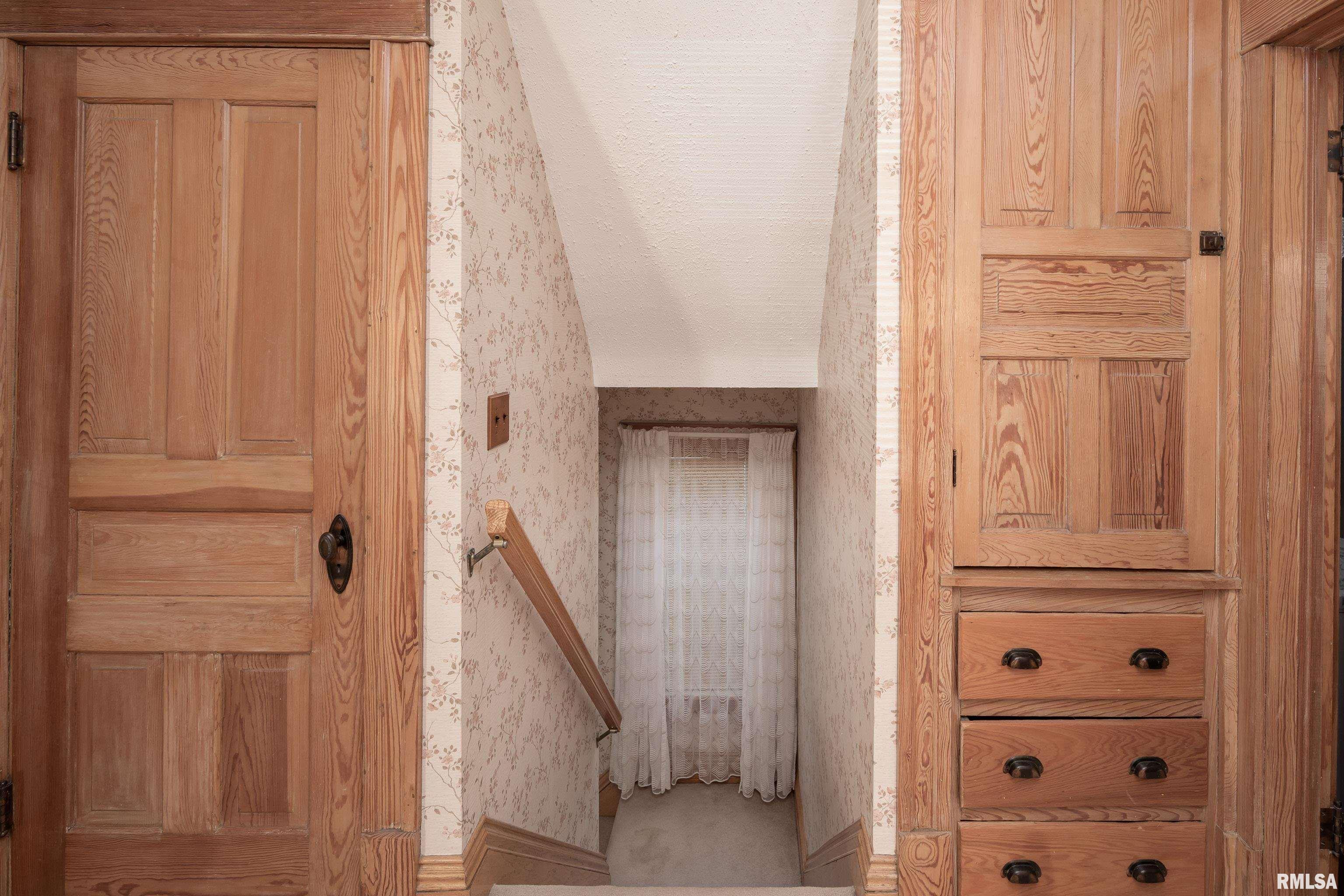 2207 Ripley Street Davenport, IA 52803 - Photo 27 of 30 Gallery Image 27