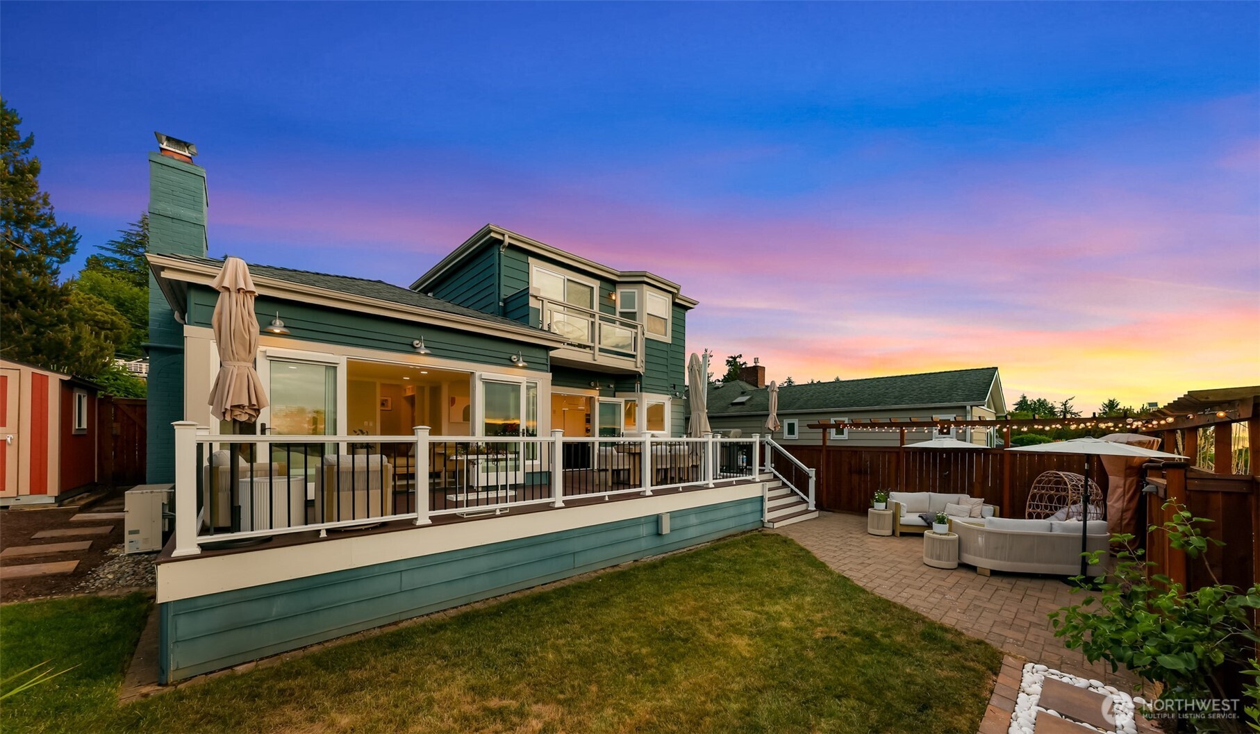 5336 Southwest Admiral Way Seattle, WA 98116 - Photo 12 of 36