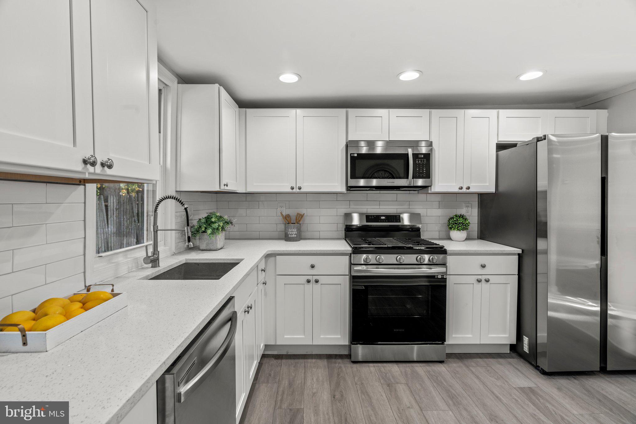 16 Berkley Road Mount Royal, NJ 08061 - Photo 3 of 19