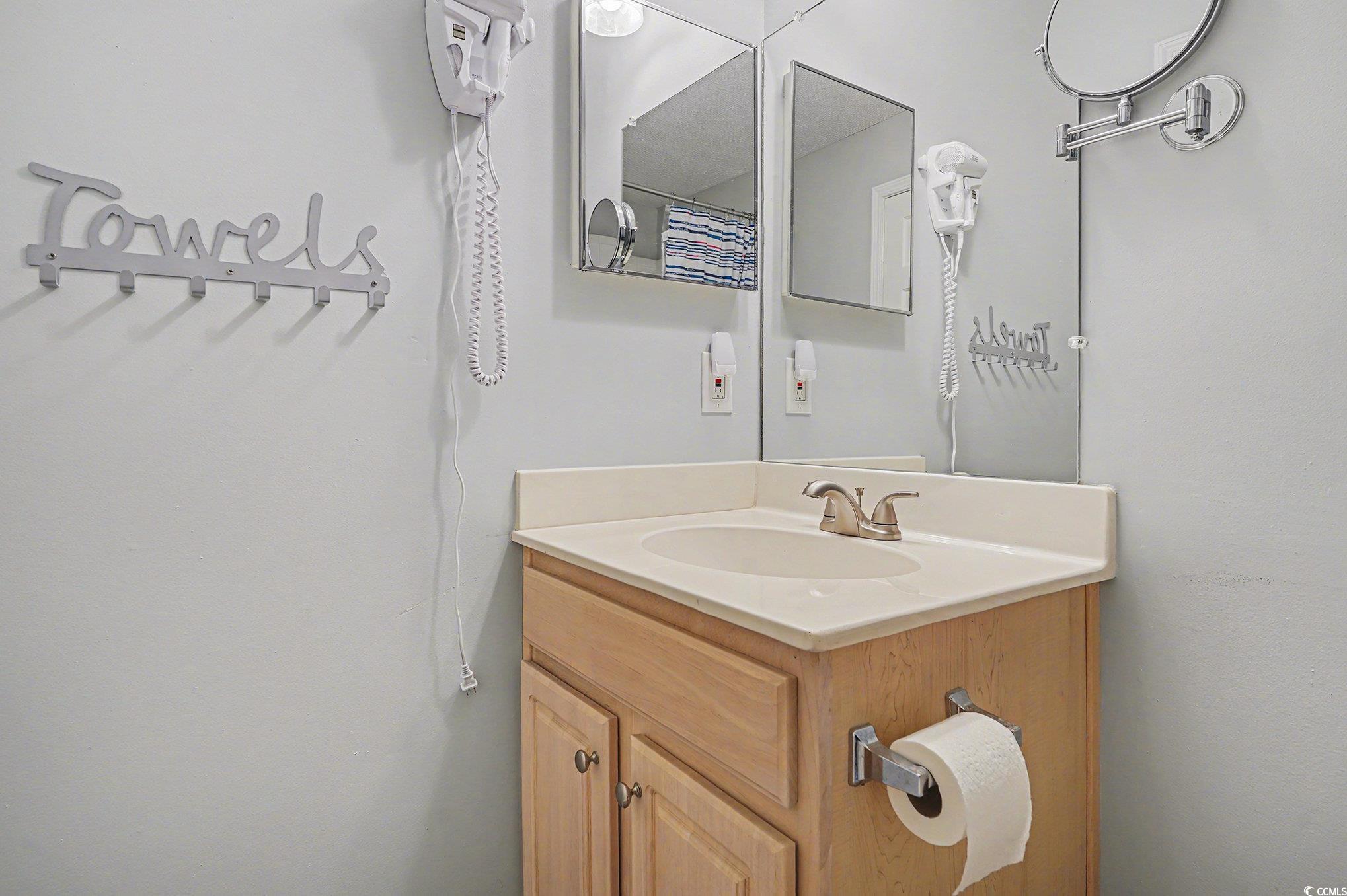 3756 Citation Way, Unit 926 Myrtle Beach, SC 29577 - Photo 15 of 35 Bathroom with vanity