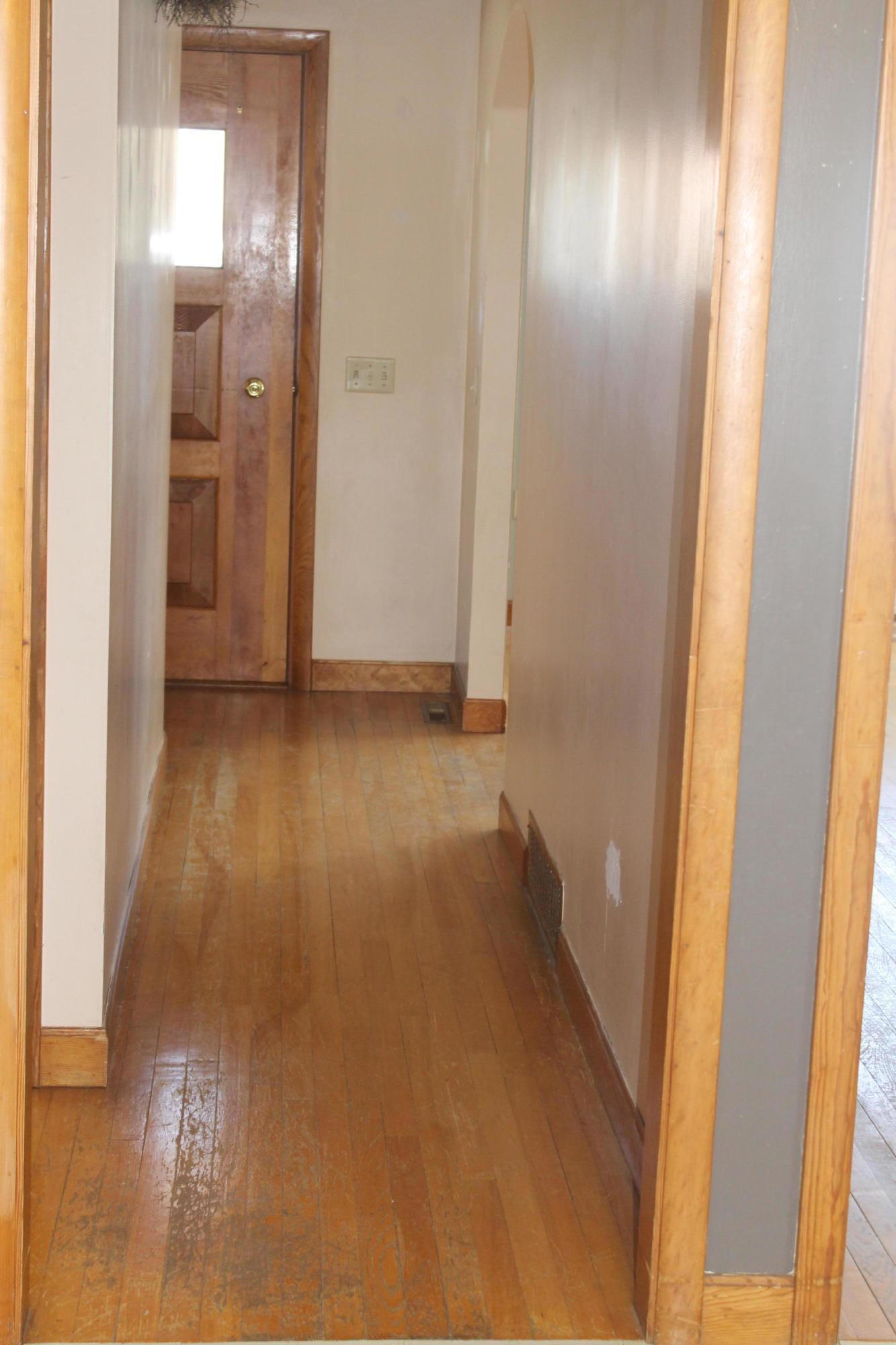 68 Lee Road Lincoln, ME 04457 - Photo 10 of 37 Hallway
