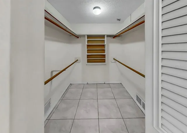 $179,900 | 1655 South Highland Avenue, Unit J194, Clearwater, FL 33756