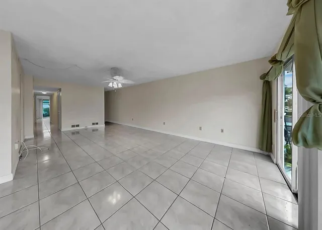 $179,900 | 1655 South Highland Avenue, Unit J194, Clearwater, FL 33756