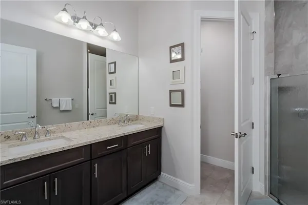 $995,000 | 121 Newport Drive, Naples, FL 34114
