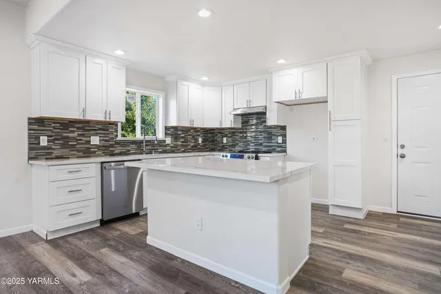 $279,000 | 105 South Fair Avenue, Yakima, WA 98901