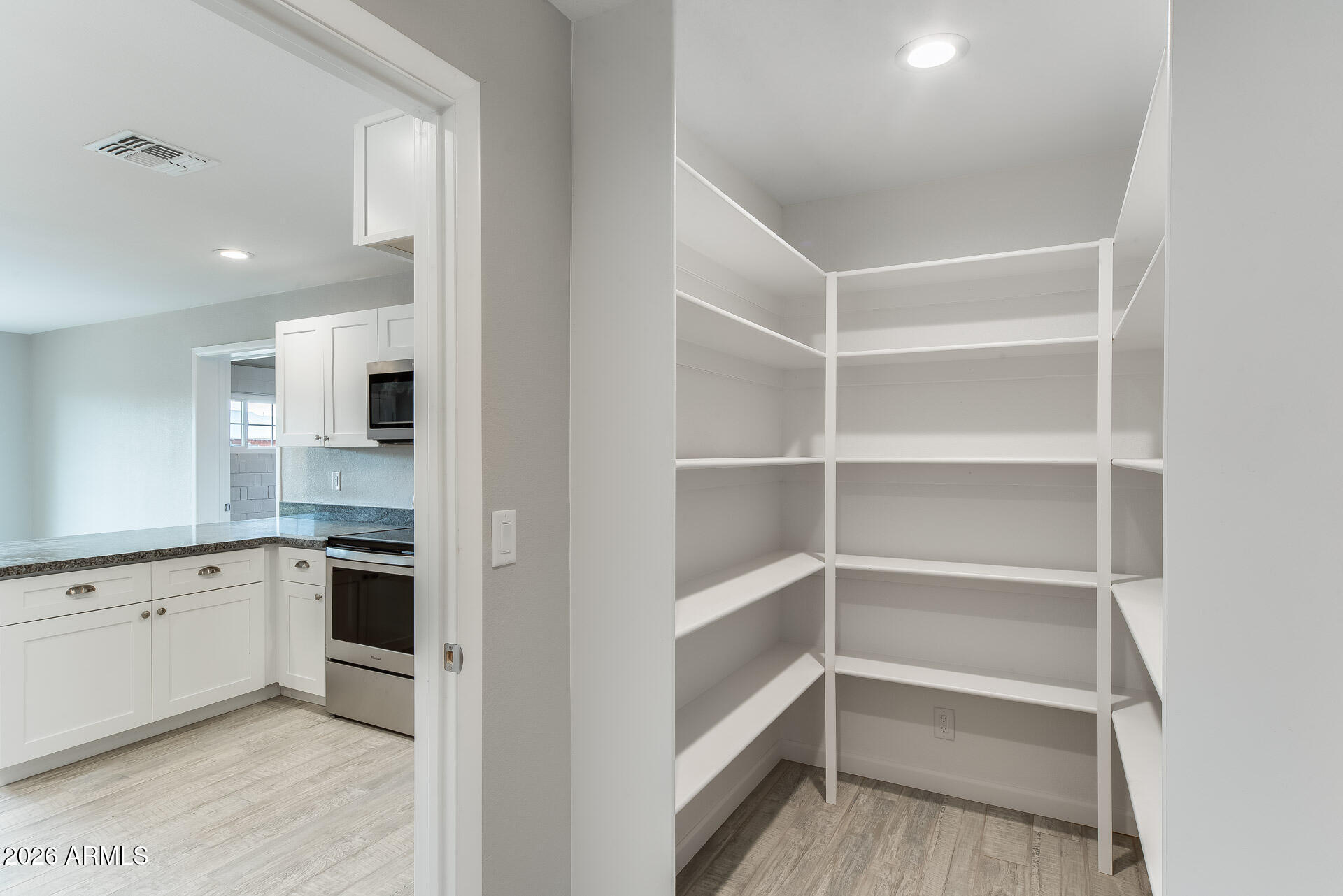 3920 West Tuckey Lane Phoenix, AZ 85019 - Photo 17 of 29 Chase Capture (17)