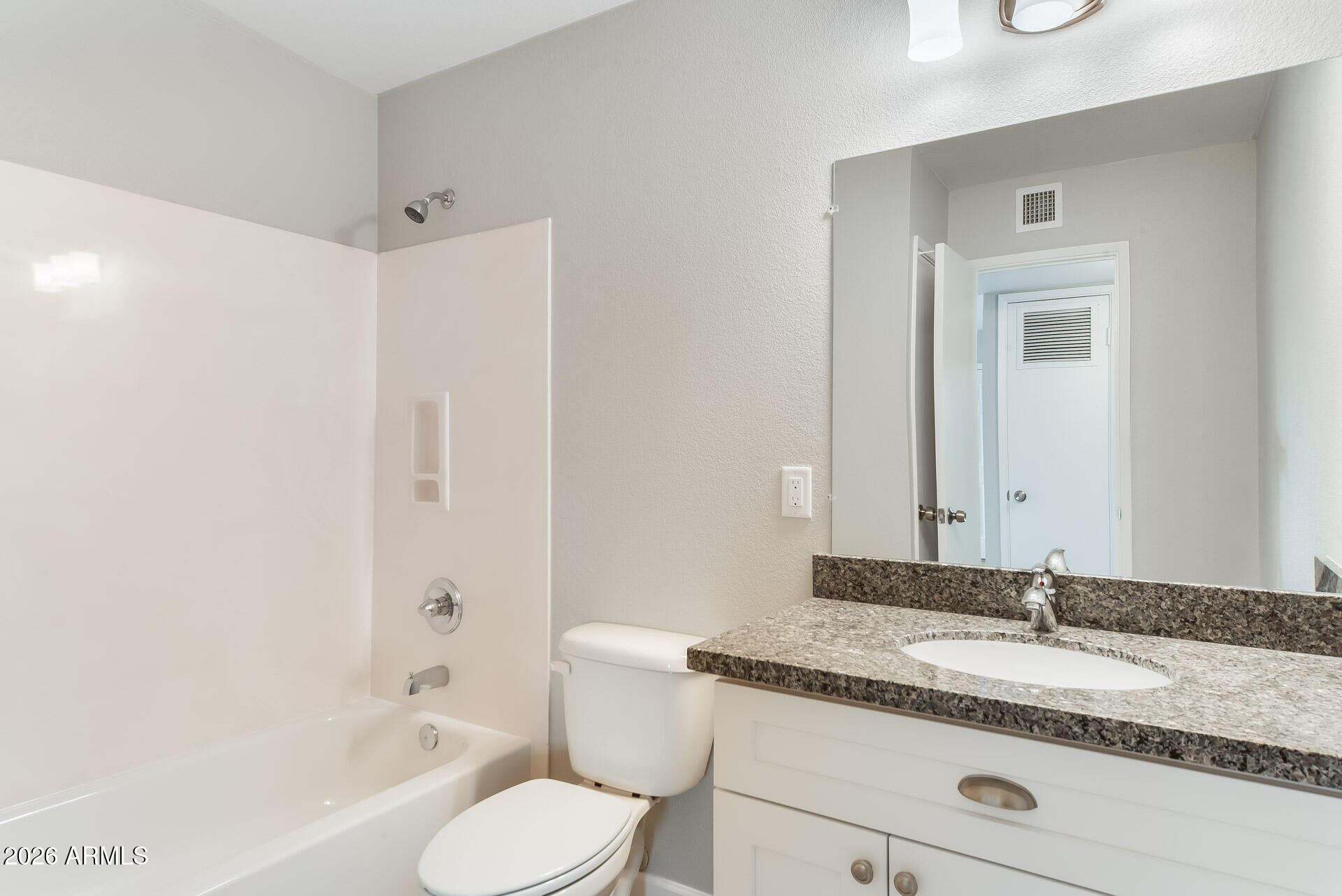 3920 West Tuckey Lane Phoenix, AZ 85019 - Photo 19 of 29 Chase Capture (19)