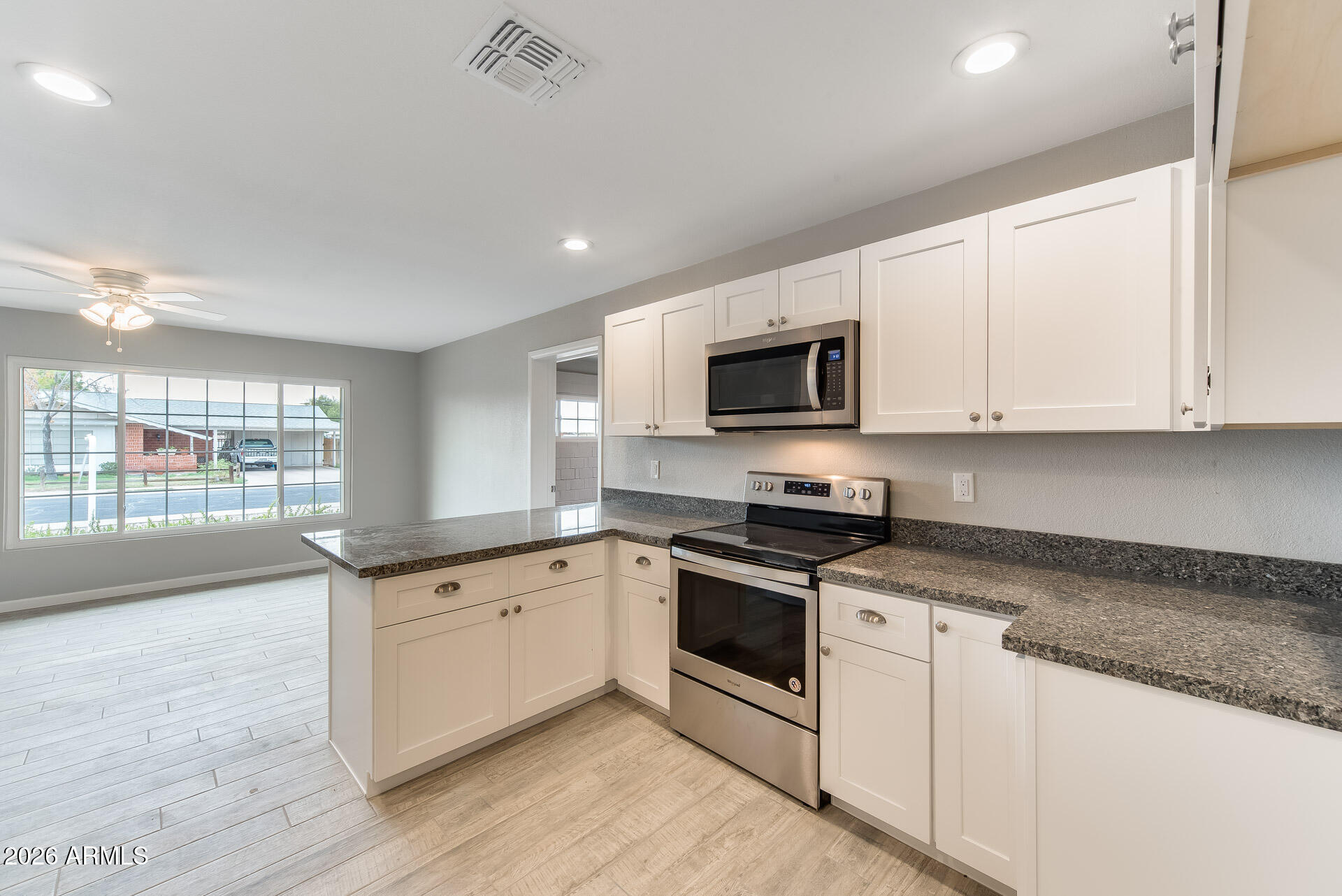 3920 West Tuckey Lane Phoenix, AZ 85019 - Photo 10 of 29 Chase Capture (10)