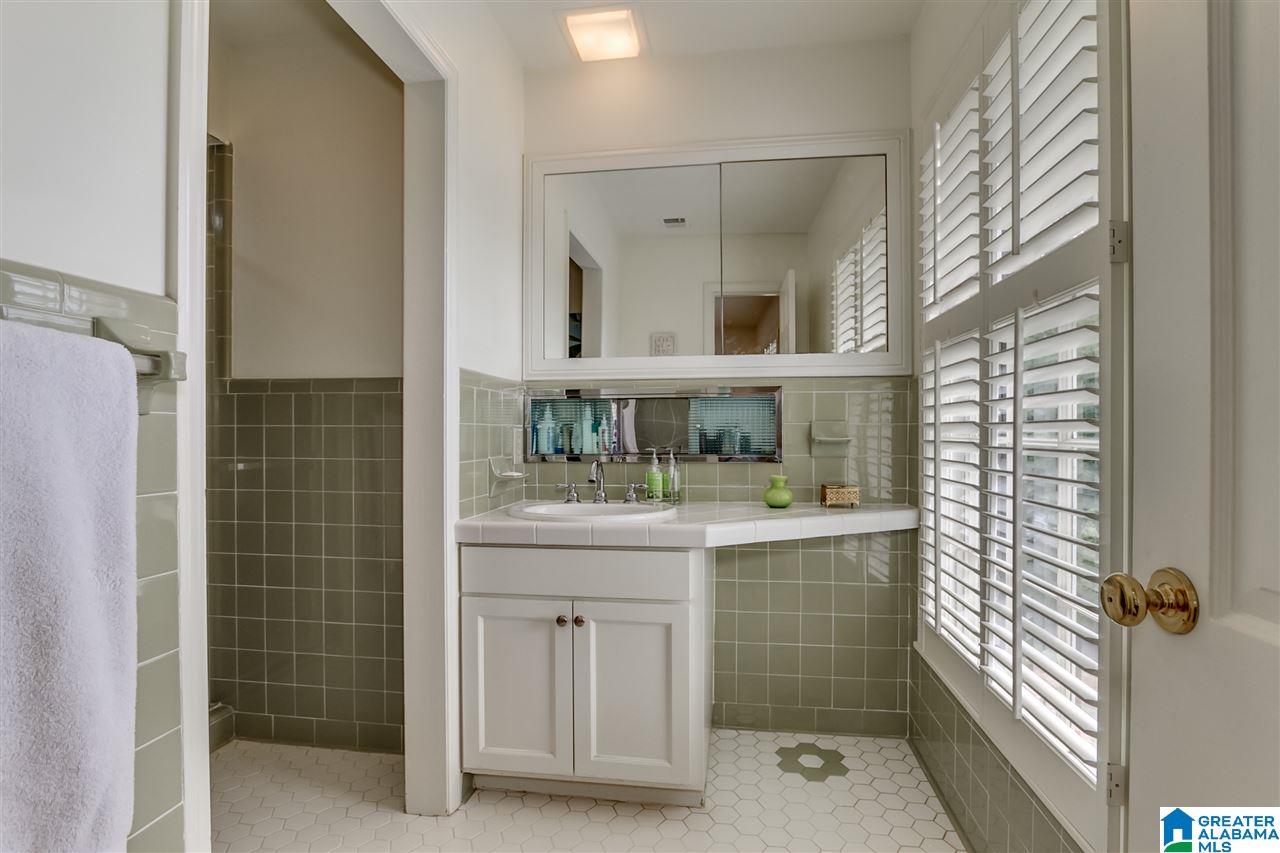 3546 Rockhill Road Birmingham, AL 35223 - Photo 39 of 49