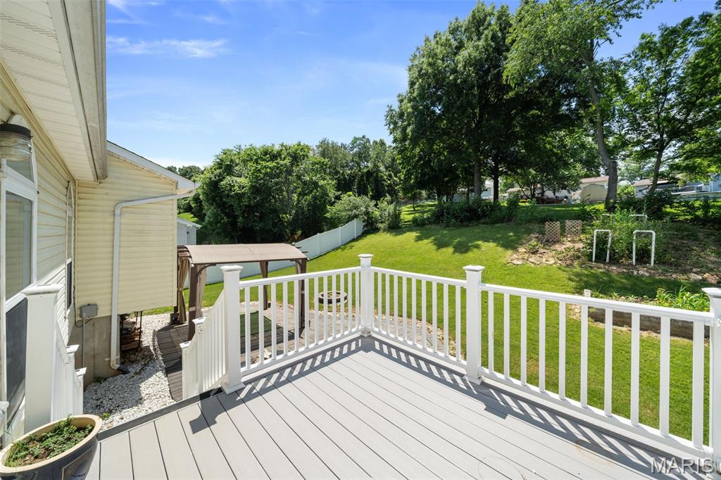2325 Arkansas Drive High Ridge, MO 63049 - Photo 28 of 34