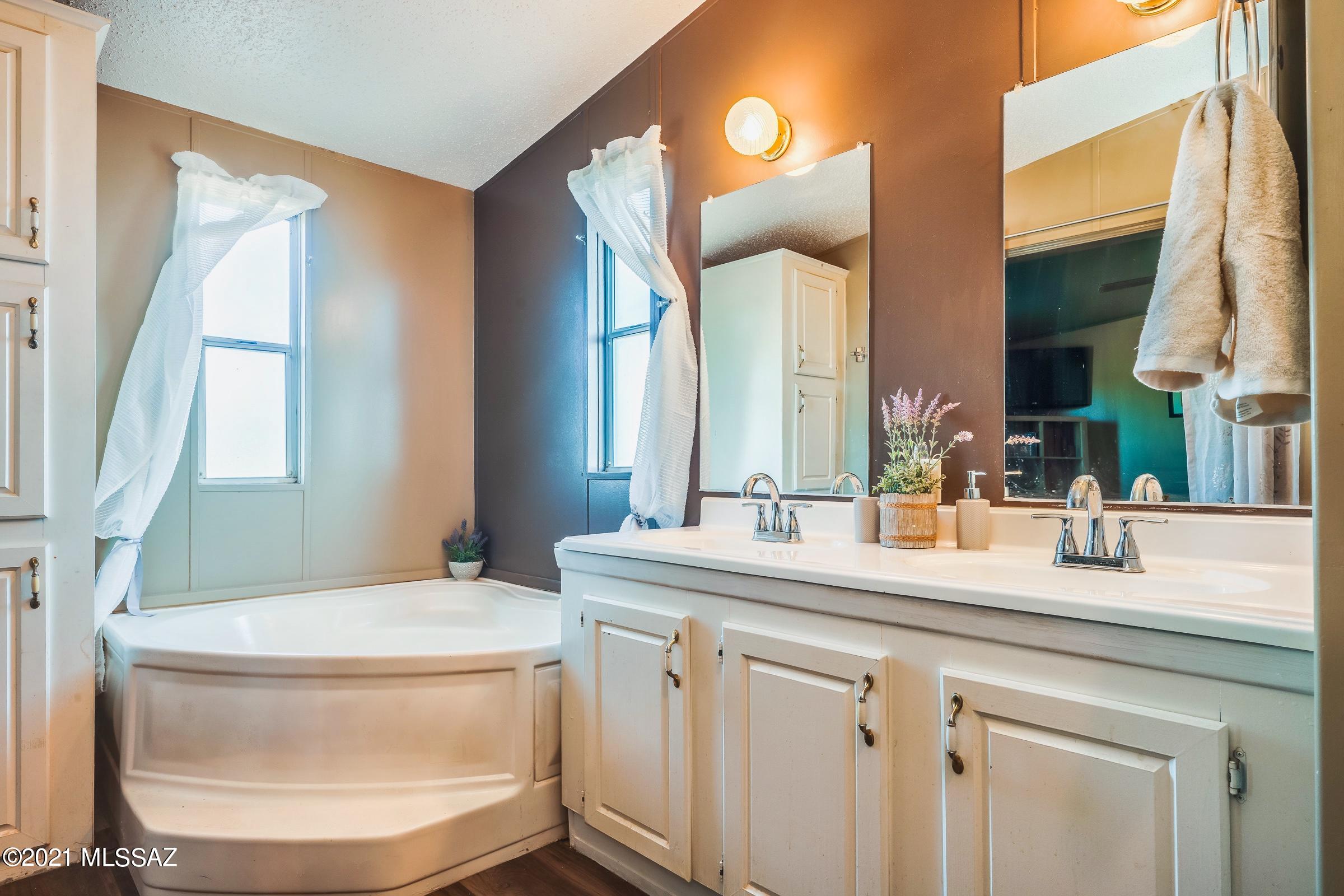 11505 North Derringer Road Marana, AZ 85653 - Photo 13 of 47 Gallery Image 13