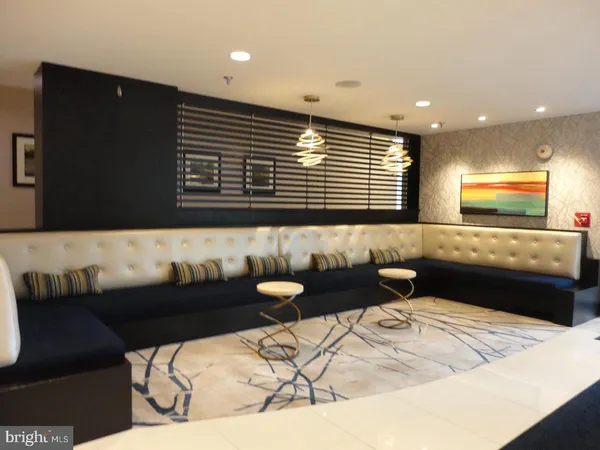 $1,900 | 7401 Westlake Terrace, Unit 610, Bethesda, MD 20817