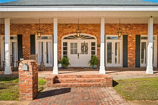 $560,000 | 500 Wycliffe Way, Alexandria, LA 71303