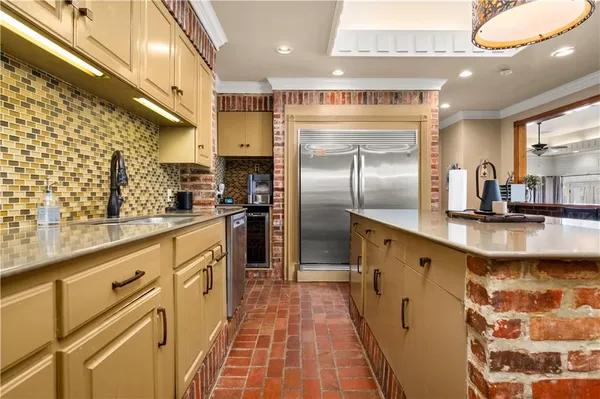 $530,000 | 500 Wycliffe Way, Alexandria, LA 71303