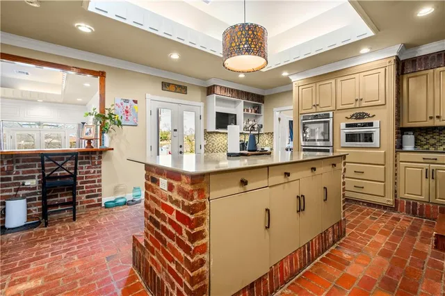 $560,000 | 500 Wycliffe Way, Alexandria, LA 71303