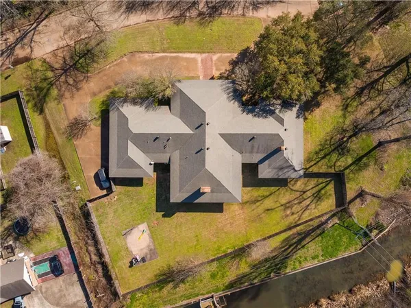 $530,000 | 500 Wycliffe Way, Alexandria, LA 71303