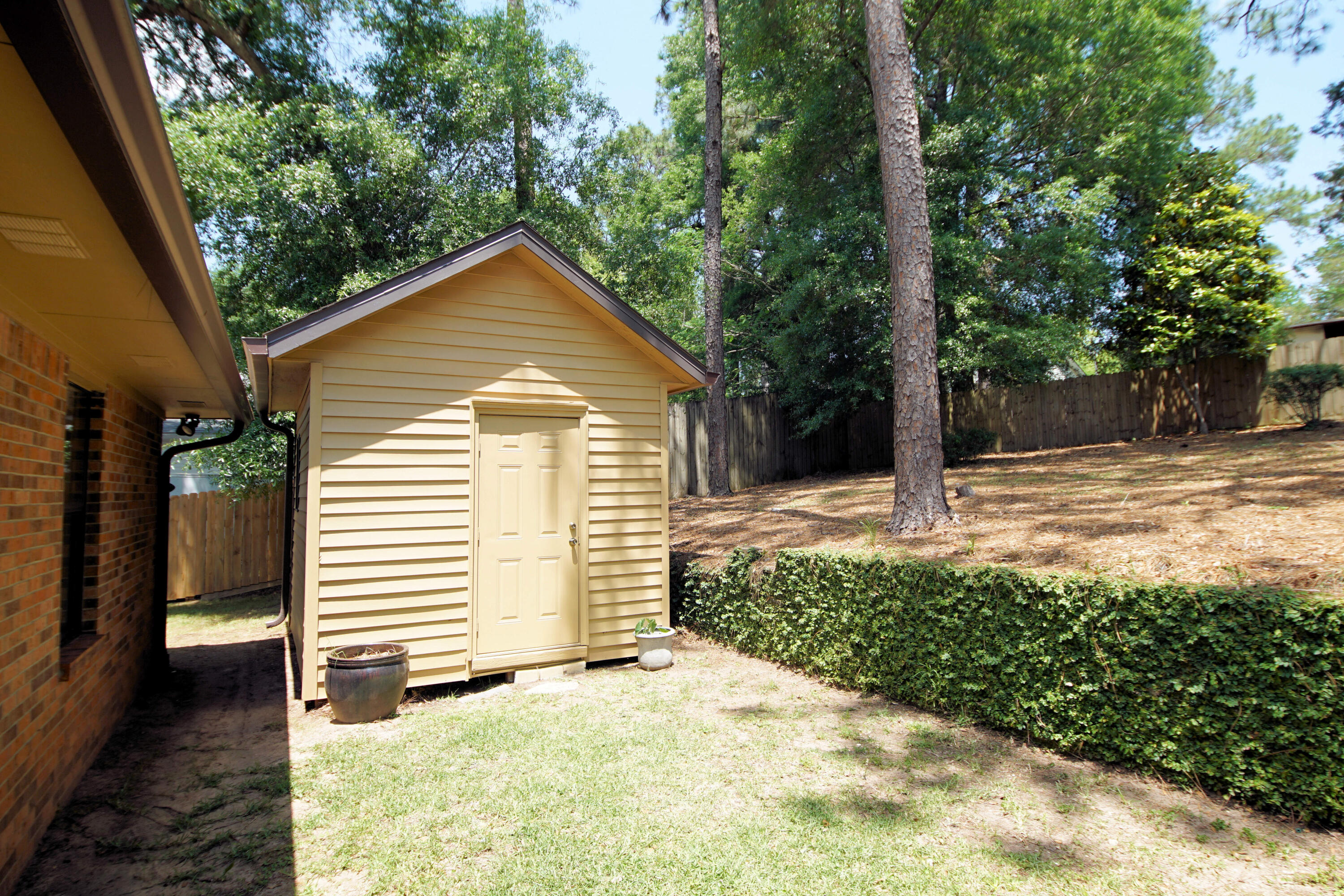 250 Panama Drive Crestview, FL 32536 - Photo 20 of 20 a view of a house with a small yard