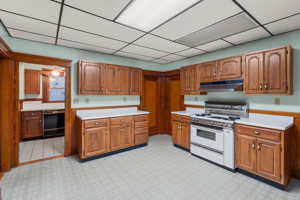 15 Inwood Road Worcester, MA 01606 - Photo 17 of 30 Gallery Image 17