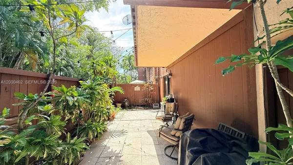 $2,800 | 6621 Southwest 116th Place, Unit A2, Miami, FL 33173