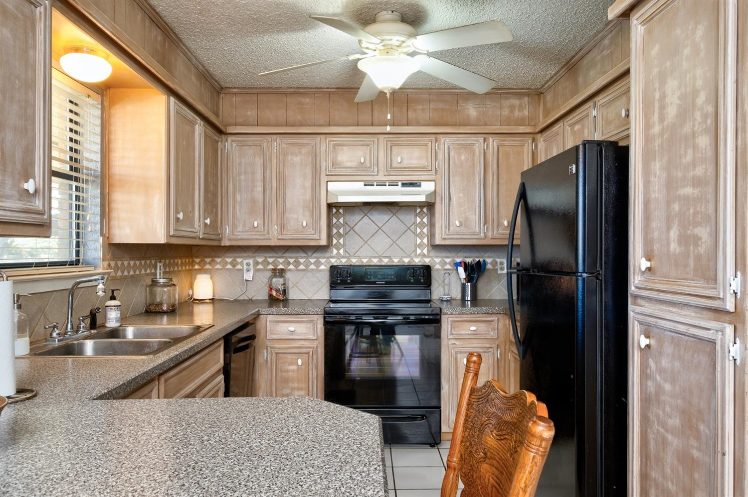 919 Robin Road Levelland, TX 79336 - Photo 10 of 29 Photo 10
