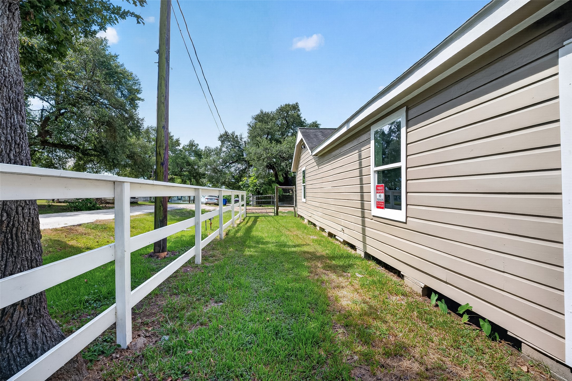 106 South 9th Street Highlands, TX 77562 - Photo 43 of 50