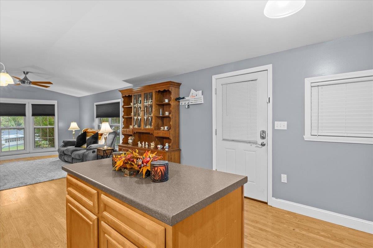 336 Trillium Road Williston, VT 05495 - Photo 13 of 32