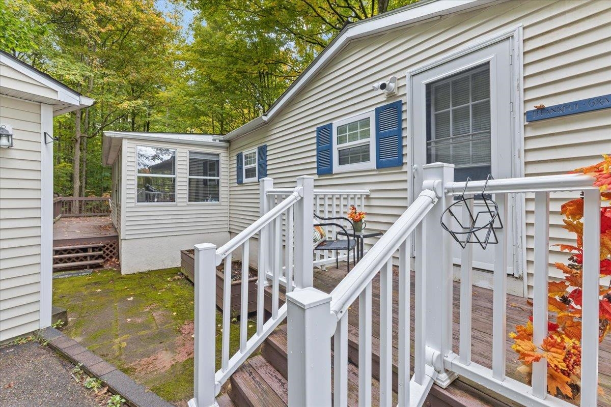 336 Trillium Road Williston, VT 05495 - Photo 2 of 32