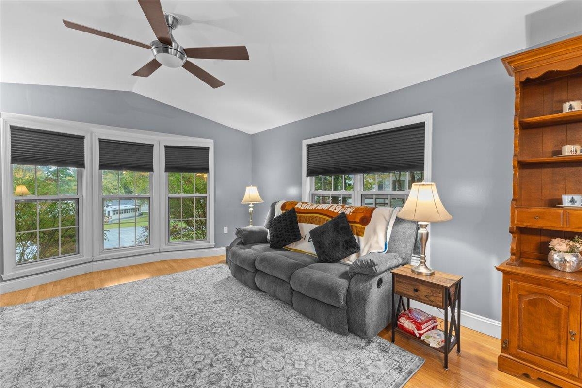 336 Trillium Road Williston, VT 05495 - Photo 5 of 32