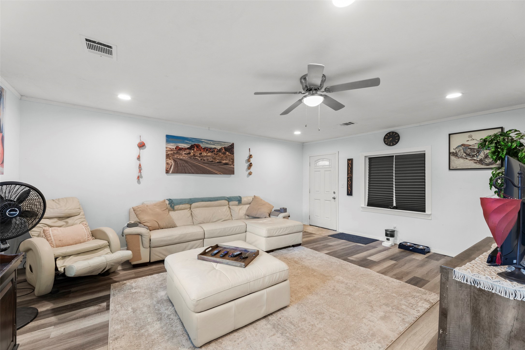 703 Pecan Valley Road Wharton, TX 77488 - Photo 8 of 47