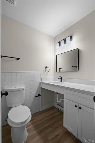 $97,900 | 9924 Bunker Hill Drive, Unit G, St. Louis, MO 63123