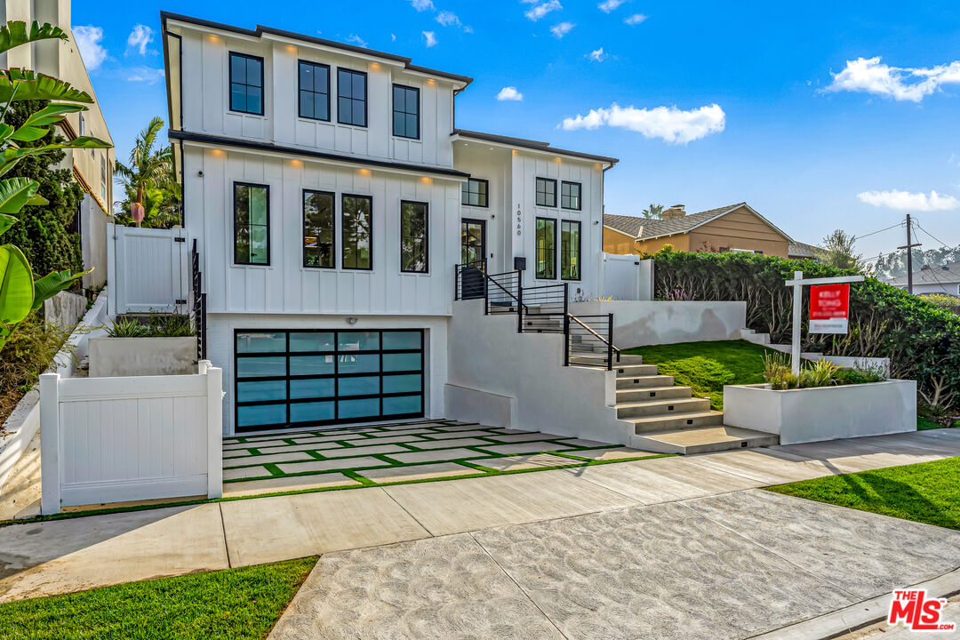 10560 Clarkson Road Los Angeles, CA 90064 - Photo 1 of 36 Gallery Image 1