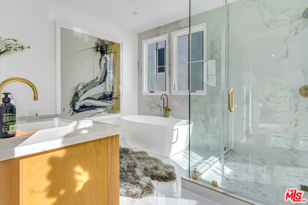 10560 Clarkson Road Los Angeles, CA 90064 - Photo 23 of 36 Gallery Image 23
