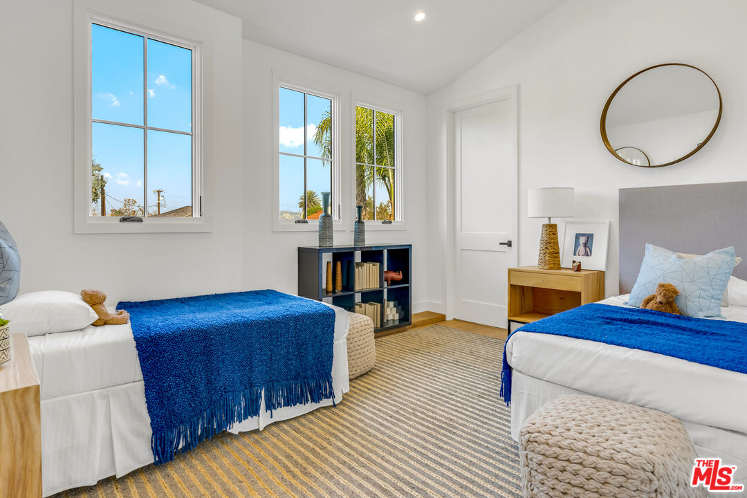 10560 Clarkson Road Los Angeles, CA 90064 - Photo 26 of 36 Gallery Image 26
