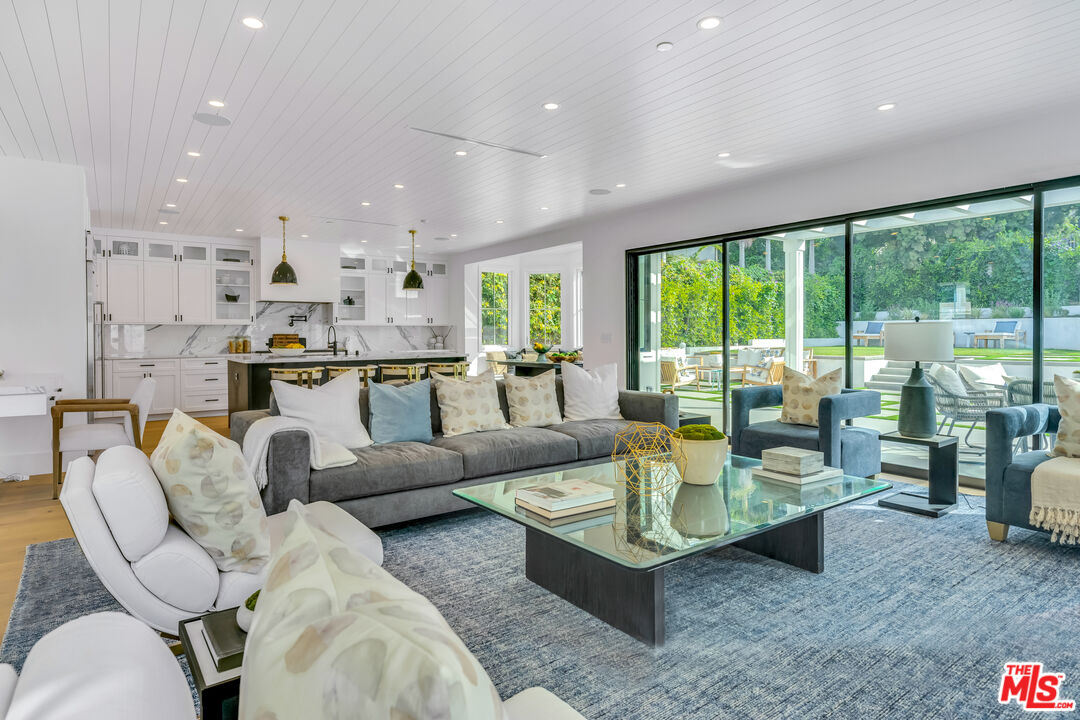 10560 Clarkson Road Los Angeles, CA 90064 - Photo 7 of 36 Gallery Image 7