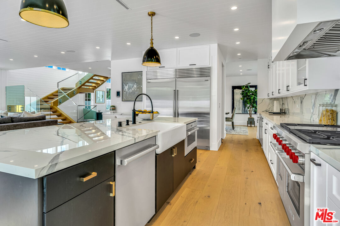 10560 Clarkson Road Los Angeles, CA 90064 - Photo 10 of 36 Gallery Image 10
