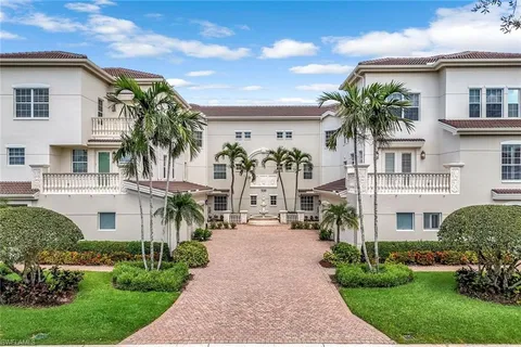 $990,000 | 510 Avellino Isles Circle, Unit 2202, Naples, FL 34119