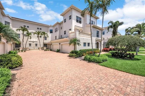 $990,000 | 510 Avellino Isles Circle, Unit 2202, Naples, FL 34119