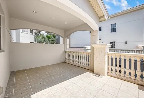 $990,000 | 510 Avellino Isles Circle, Unit 2202, Naples, FL 34119