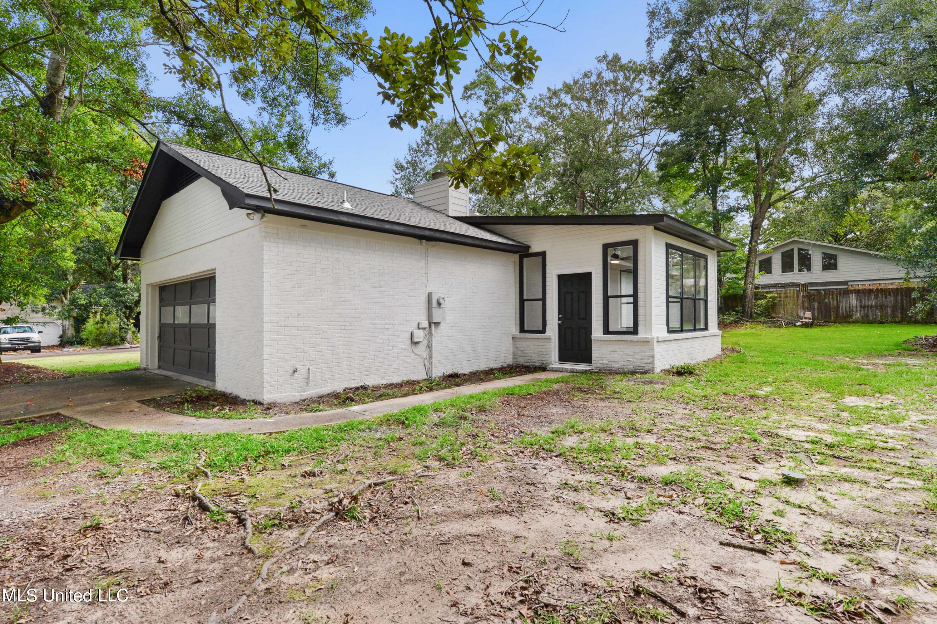 5030 Ridgewood Drive Moss Point, MS 39563 - Photo 22 of 23 022 (2)