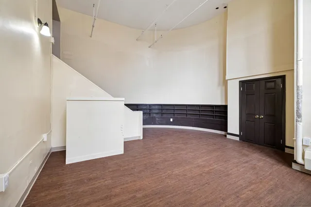 $1,650 | 1 Pleasant Street, Unit 212, Claremont, NH 03743