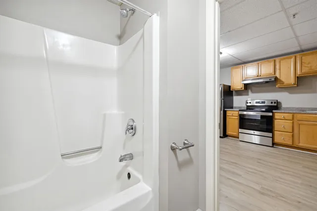 $1,650 | 1 Pleasant Street, Unit 212, Claremont, NH 03743