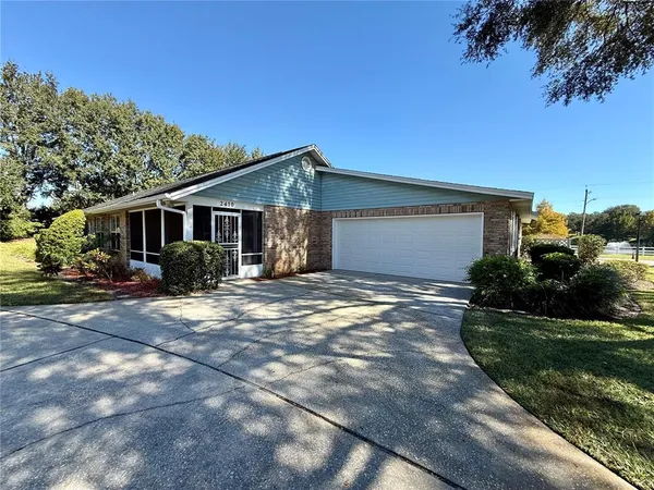 $2,300 | 2410 South Glen Eagles Drive, Deland, FL 32724