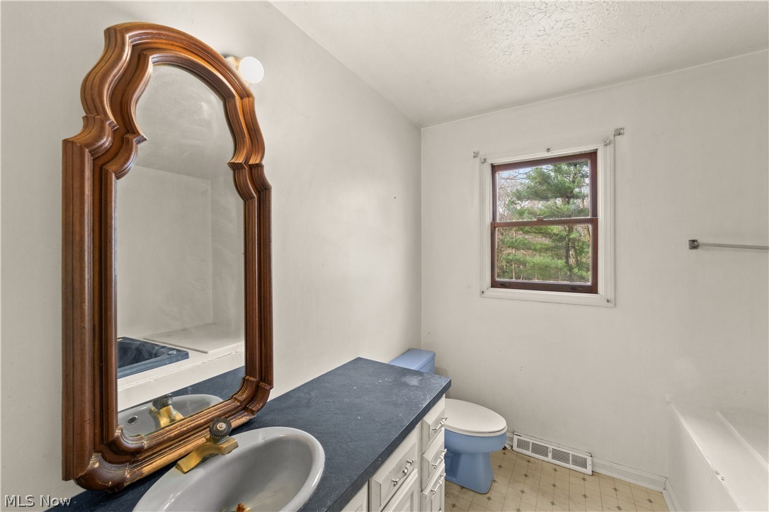 18763 Sharon Road Chagrin Falls, OH 44023 - Photo 32 of 37 Gallery Image 32