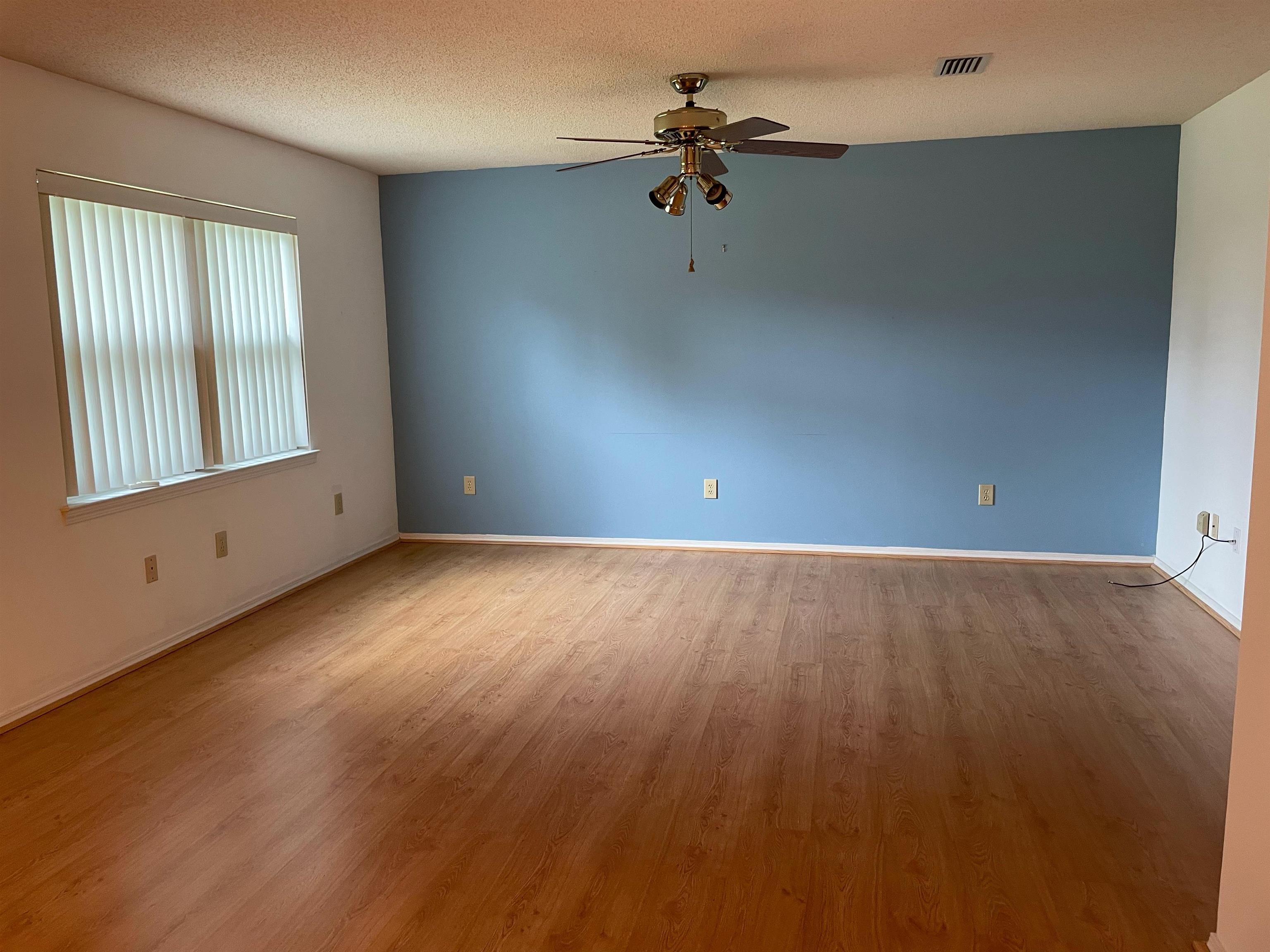 514 West Amanda Avenue Foley, AL 36535 - Photo 4 of 30