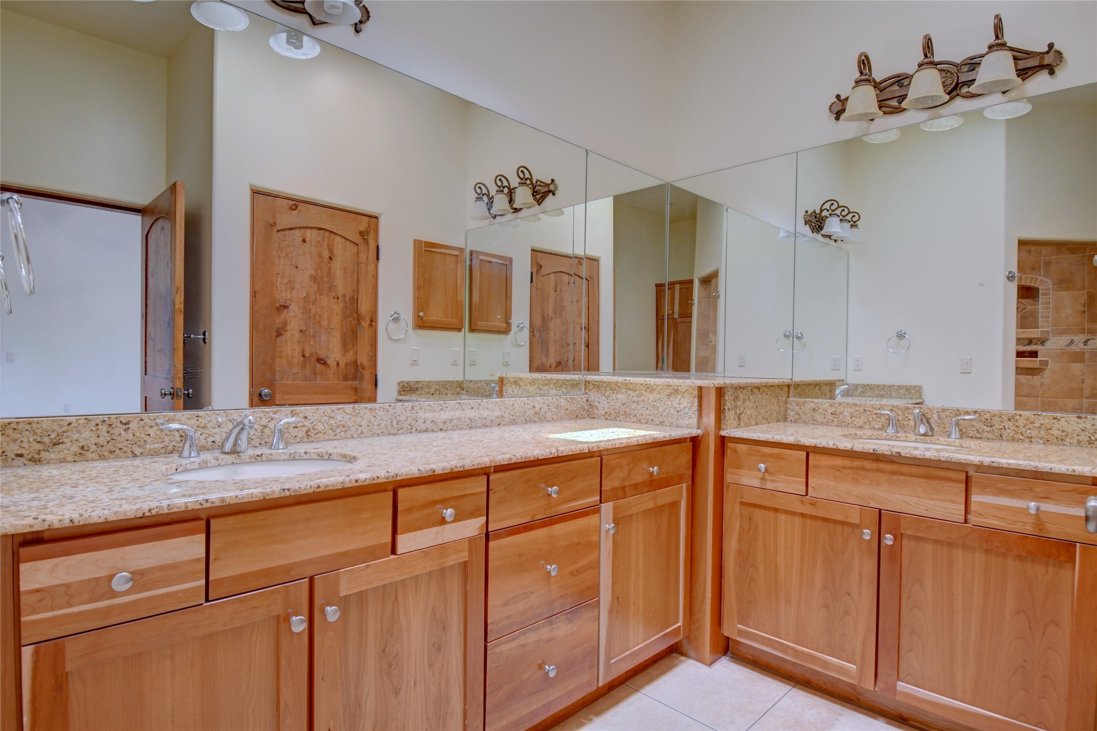 3038 Governor Lindsey Road Santa Fe, NM 87505 - Photo 21 of 37