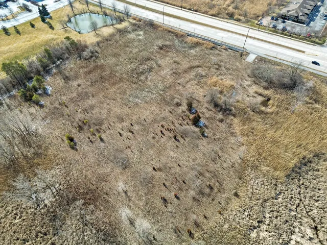 $325,000 | 16515 South La Grange Road, Orland Park, IL 60467