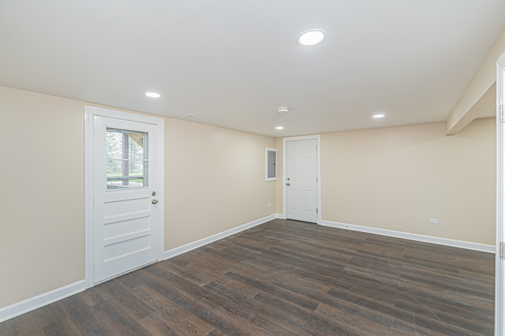 692 Maple Drive Buffalo Grove, IL 60089 - Photo 14 of 30 a view of empty room with wooden floor