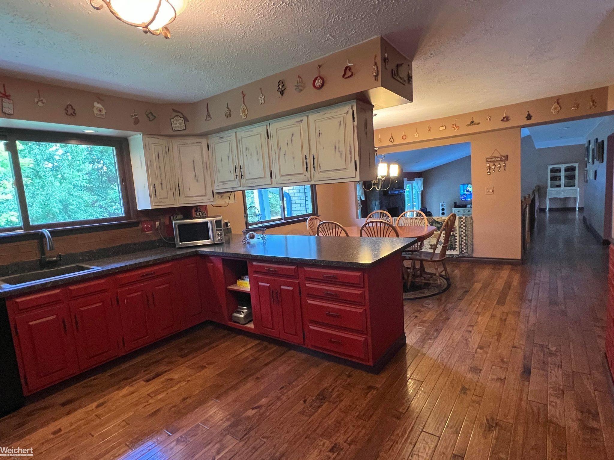 1271 Green Ridge Road Rochester, MI 48309 - Photo 30 of 68 50088001-29.JPG